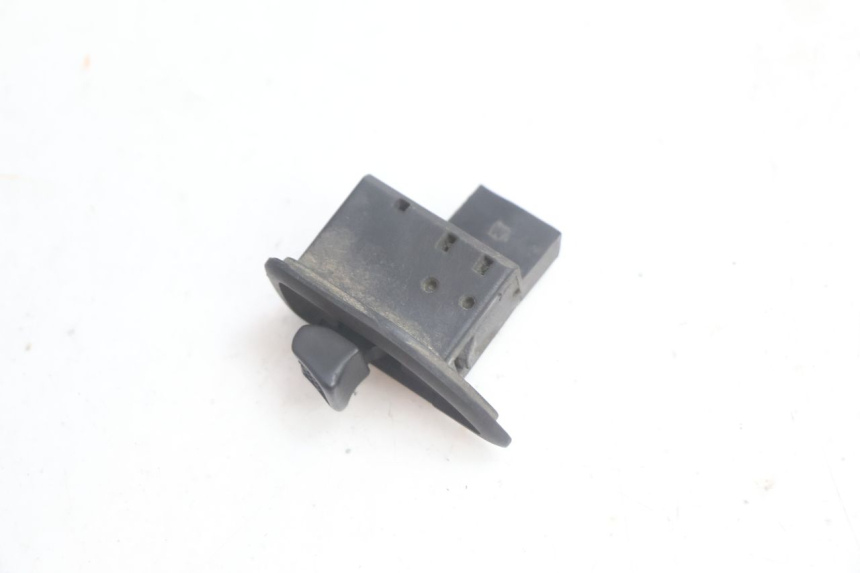 photo de TURN SIGNAL SWITCH PIAGGIO MP3 125 (2006 - 2014) - Component detail