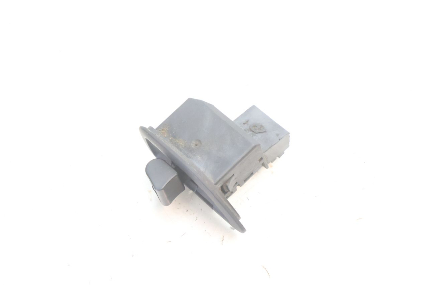 photo de TURN SIGNAL SWITCH PIAGGIO MP3 500 (2016 - 2018) - Component detail