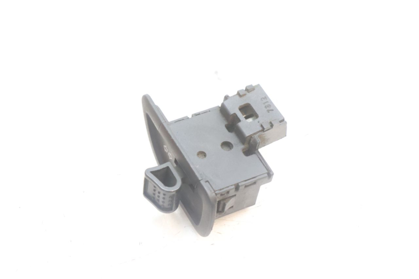 photo de TURN SIGNAL SWITCH PIAGGIO MP3 500 (2016 - 2018) - Zoom on usage condition