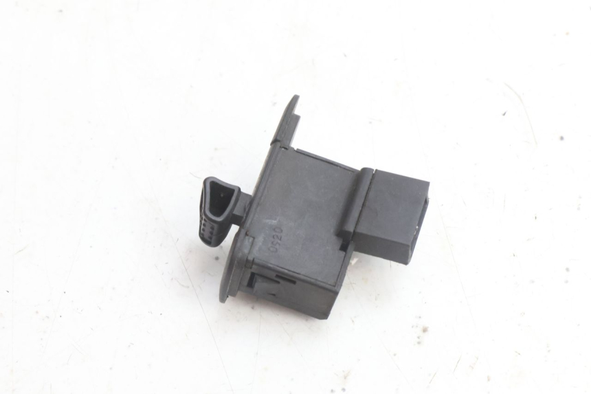 photo de TURN SIGNAL SWITCH PIAGGIO NEW TYPHOON 50 (2018 - 2021) - Zoom on usage condition