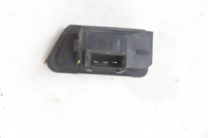 photo de TURN SIGNAL SWITCH SYM ORBIT 2 4T 50 (2008 - 2017) - Alternative perspective