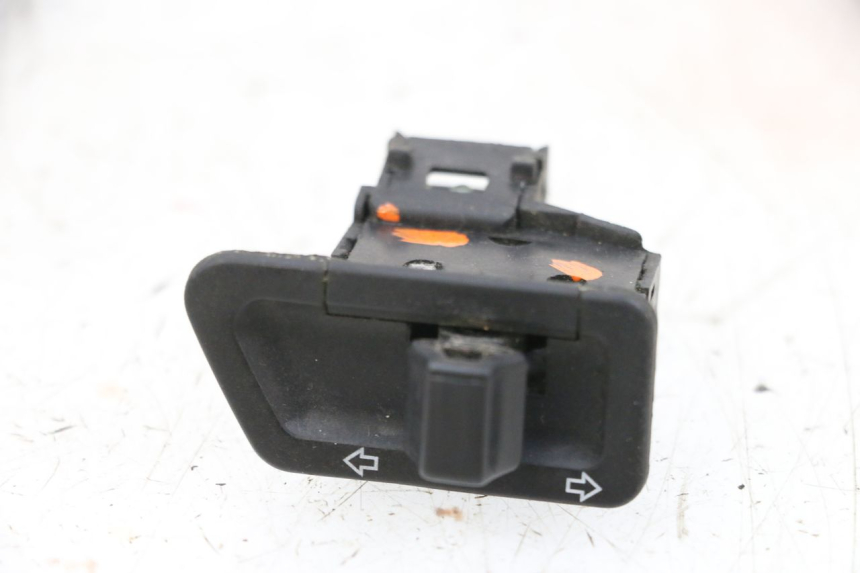 photo de TURN SIGNAL SWITCH SYM ORBIT 2 50 (2008 - 2014) - Main view