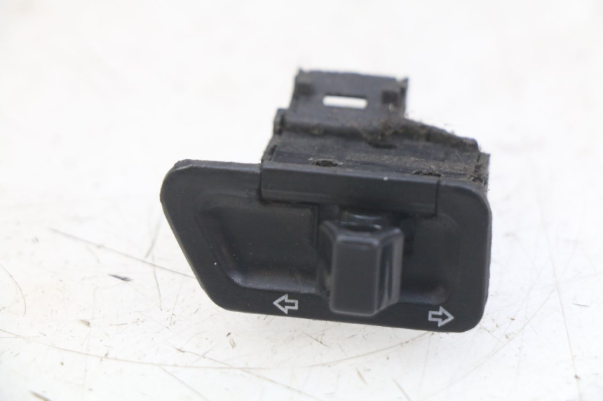photo de TURN SIGNAL SWITCH SYM ORBIT III 3 4T 50 (2021 - 2025) - Main view