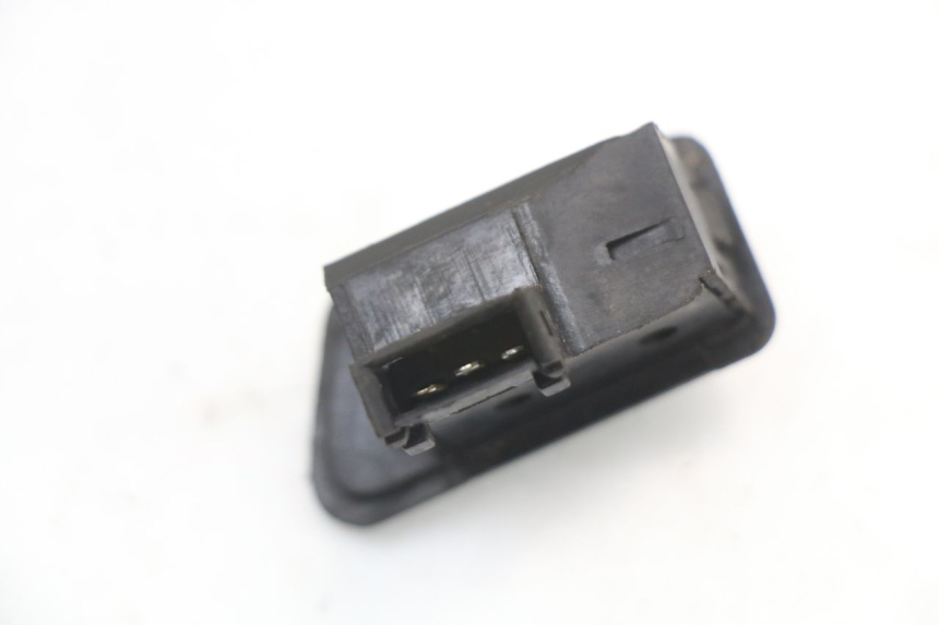 photo de TURN SIGNAL SWITCH SYM ORBIT 50 (2008 - 2010) - Alternative perspective