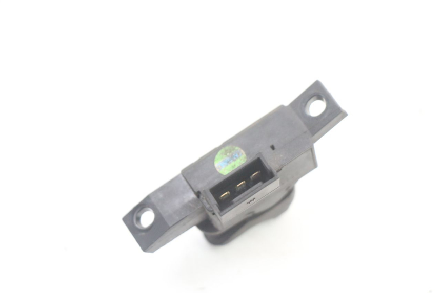 photo de TURN SIGNAL SWITCH PIAGGIO VESPA LX IE 125 (2010 - 2012) - Technical close-up