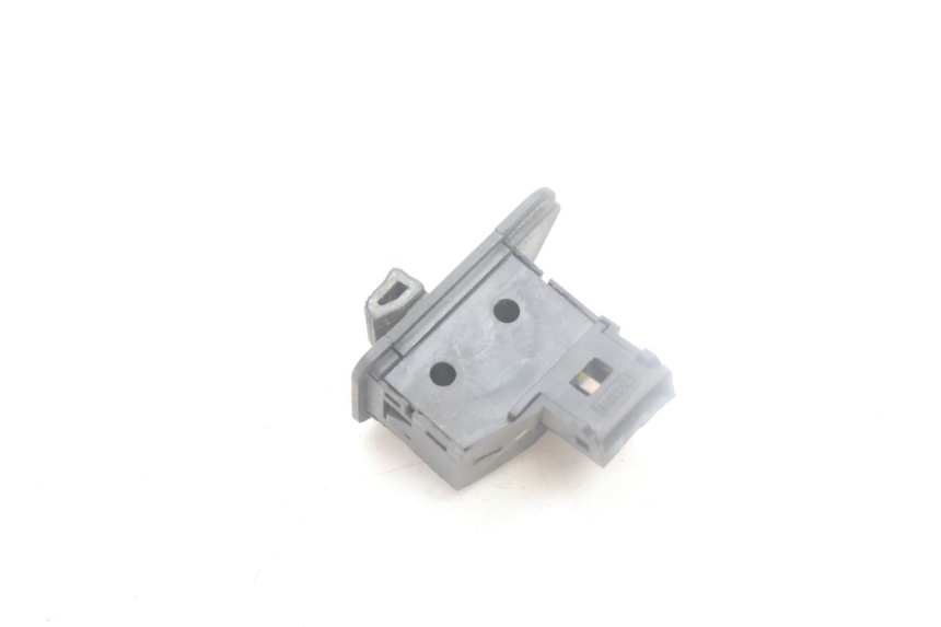 photo de TURN SIGNAL SWITCH HONDA SCV LEAD 100 (2003 - 2007) - Zoom on usage condition