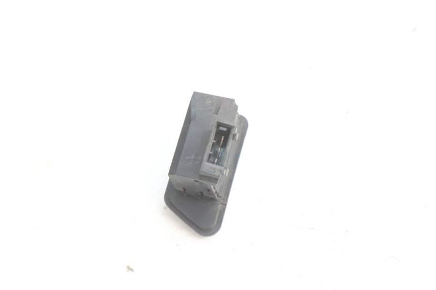 photo de TURN SIGNAL SWITCH HONDA SH 125 (2001 - 2003) - Alternative perspective