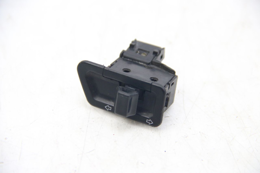 photo de TURN SIGNAL SWITCH PEUGEOT TWEET 4T 50 (2010 - 2014) - Main view