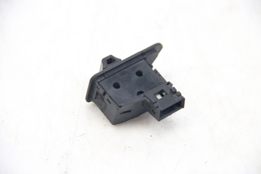 photo de TURN SIGNAL SWITCH PEUGEOT TWEET 4T 50 (2010 - 2014) - Component detail