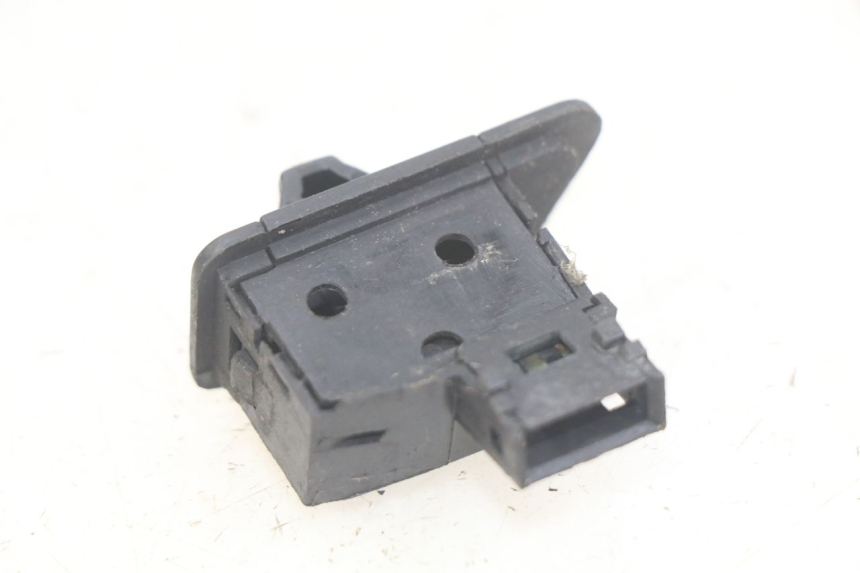 photo de TURN SIGNAL SWITCH PEUGEOT TWEET 4T 50 (2018 - 2022) - Zoom on usage condition