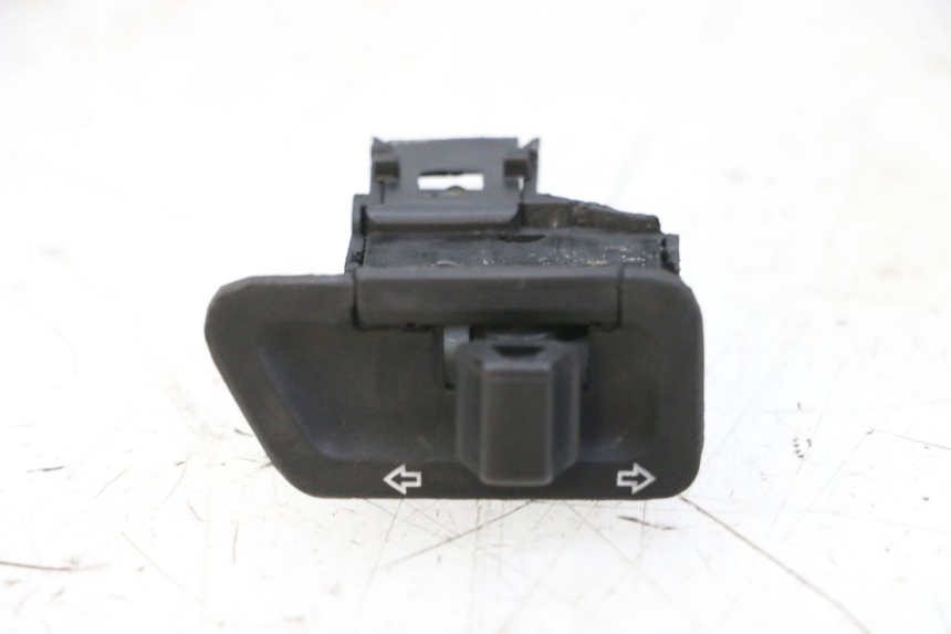 photo de TURN SIGNAL SWITCH PEUGEOT TWEET 4T 50 (2018 - 2022) - Main view