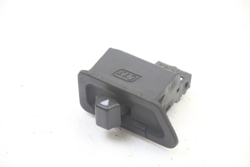 photo de TURN SIGNAL SWITCH PEUGEOT TWEET PRO CARGO 50 (2018 - 2022) - Main view