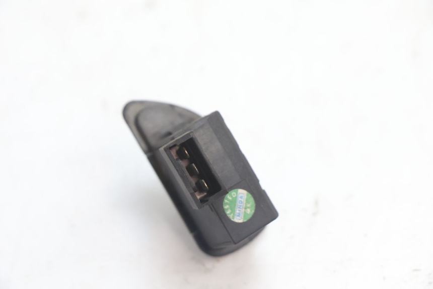 photo de TURN SIGNAL SWITCH PIAGGIO TYPHOON 50 (2000 - 2009) - Alternative perspective