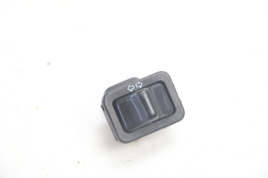 photo de TURN SIGNAL SWITCH PIAGGIO TYPHOON 50 (1993 - 1999) - Main view