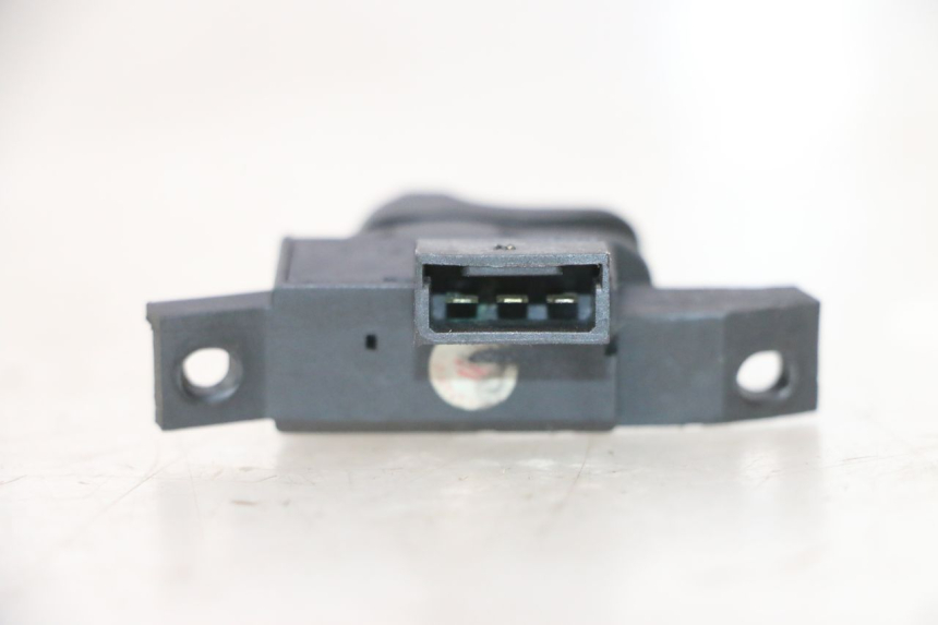 photo de TURN SIGNAL SWITCH PIAGGIO VESPA LX 2T 50 (2005 - 2013) - Zoom on usage condition