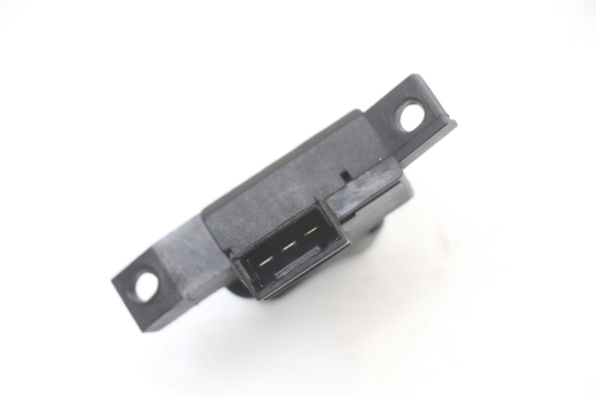 photo de TURN SIGNAL SWITCH PIAGGIO VESPA LX 125 (2005 - 2010) - Technical close-up