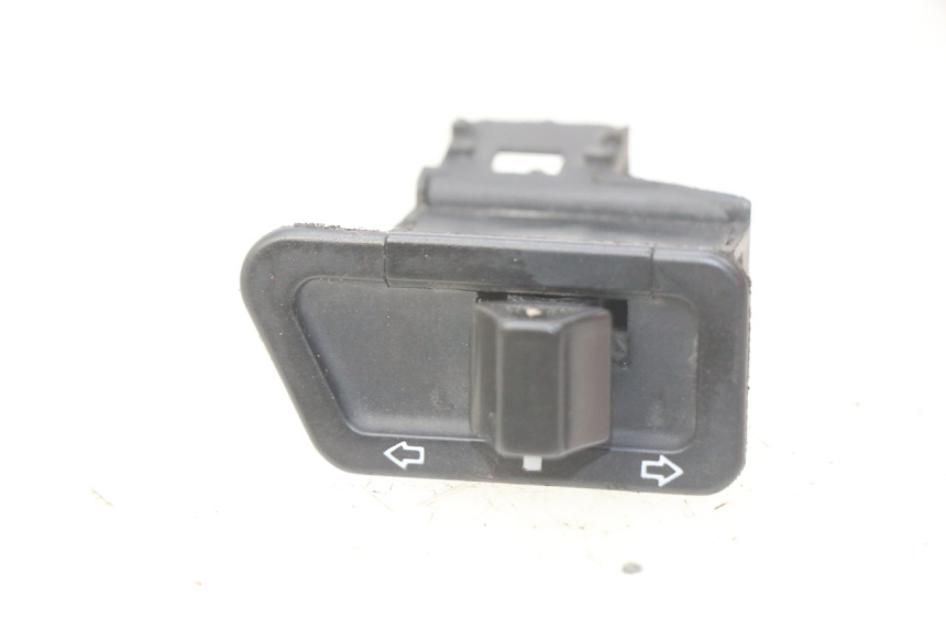 photo de TURN SIGNAL SWITCH EUROCKA VIRTUALITY GT 4T 50 (2011 - 2017) - Main view