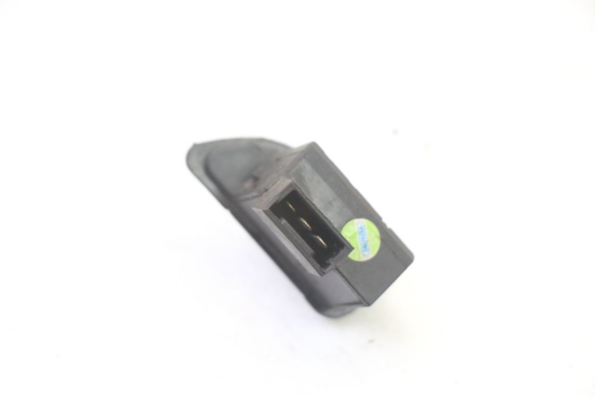 photo de TURN SIGNAL SWITCH PEUGEOT VIVACITY 50 (2004 - 2009) - Alternative perspective