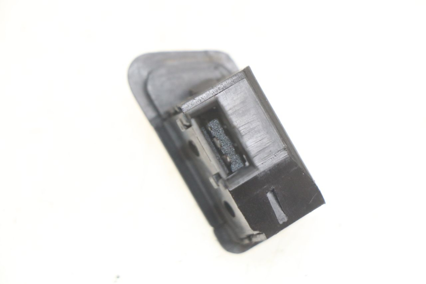 photo de TURN SIGNAL SWITCH SYM X-PRO 4T 50 (2014 - 2021) - Component detail