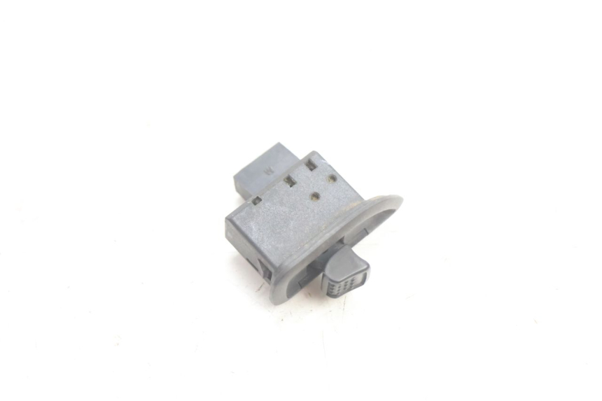 photo de TURN SIGNAL SWITCH PIAGGIO X8 STREET 125 (2006 - 2007) - Component detail