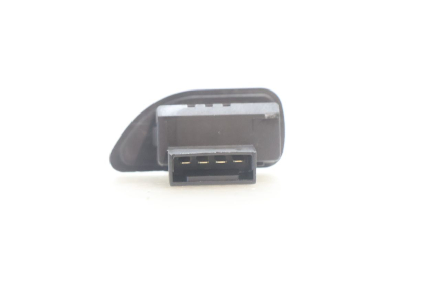photo de TURN SIGNAL SWITCH PIAGGIO X9 AMALFI 180 (2000 - 2003) - Alternative perspective