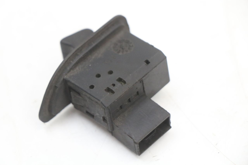 photo de TURN SIGNAL SWITCH PIAGGIO ZIP 2T 50 (2009 - 2019) - Alternative perspective