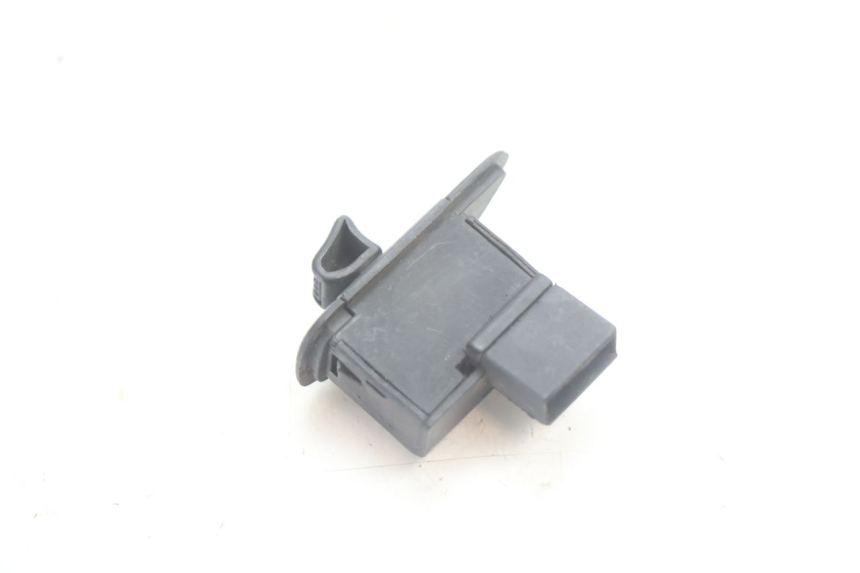 photo de TURN SIGNAL SWITCH PIAGGIO ZIP 4T 50 (2006 - 2017) - Zoom on usage condition