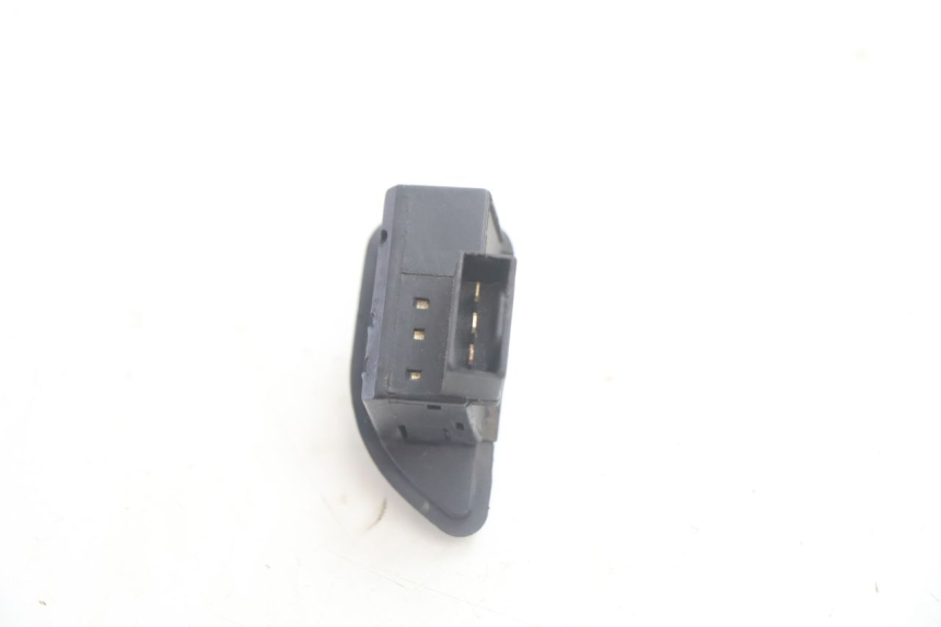 photo de TURN SIGNAL SWITCH PIAGGIO ZIP 4T 50 (2006 - 2017) - Alternative perspective