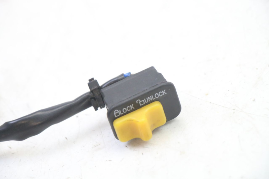 photo de SWITCH ON OFF SYM FIDDLE 3 III 125 (2014 - 2020) - Component detail