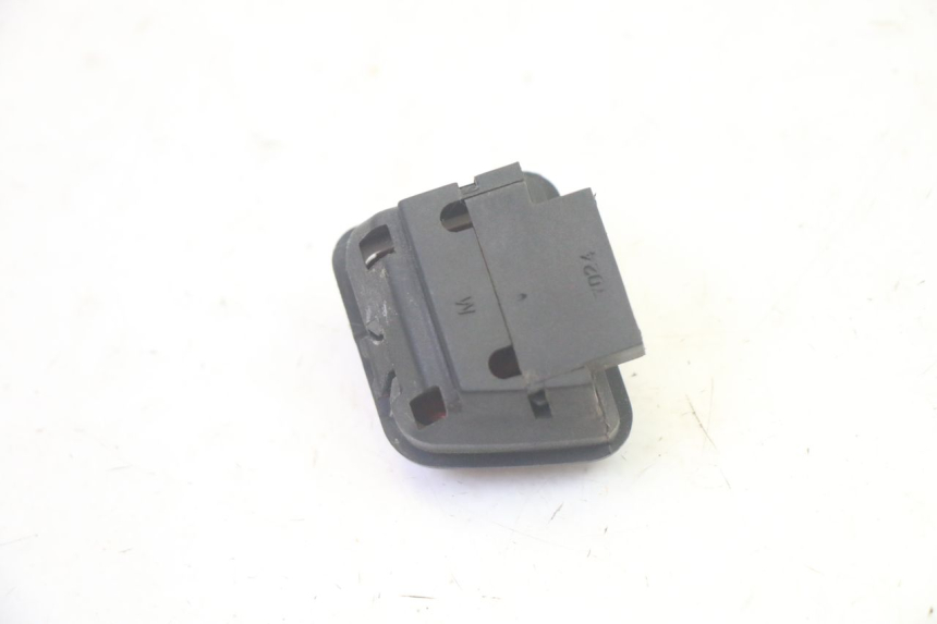 photo de IGNITION SWITCH CONTROL PIAGGIO MP3 LT 400 (2007 - 2012) - Zoom on usage condition