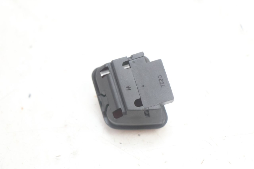 photo de IGNITION SWITCH ASSEMBLY PIAGGIO MP3 125 (2006 - 2014) - Zoom on usage condition