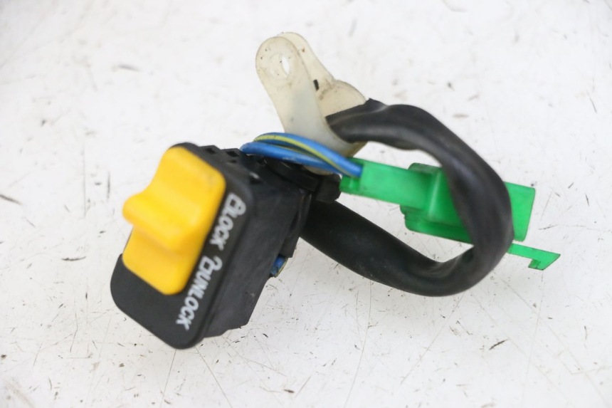 photo de SWITCH ON OFF PEUGEOT TWEET 4T 50 (2018 - 2022) - Main view