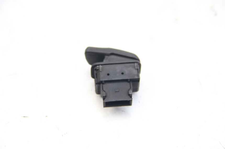 photo de STARTER SWITCH PIAGGIO BEVERLY 125 (2010 - 2015) - Component detail
