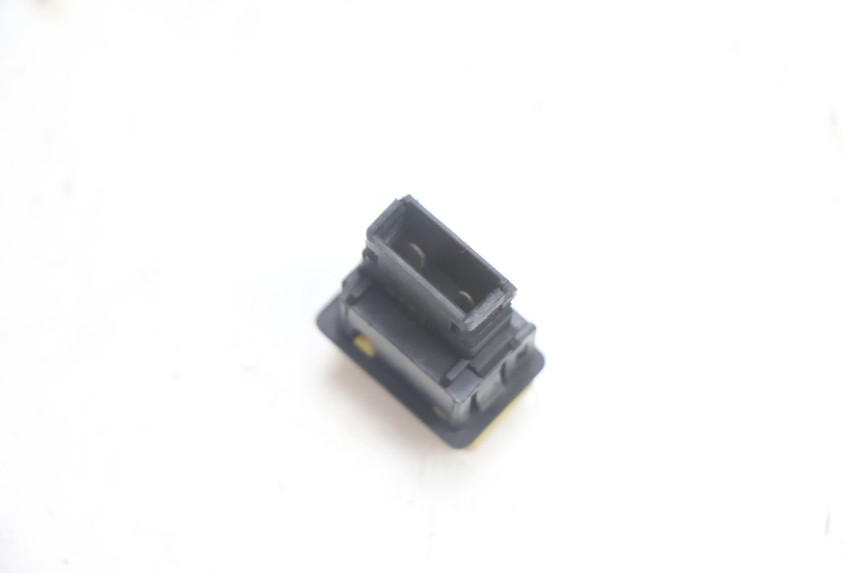 photo de STARTER SWITCH PEUGEOT BUXY 50 (1993 - 1998) - Alternative perspective