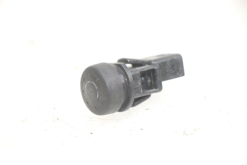 photo de STARTER SWITCH PIAGGIO FLY 125 (2005 - 2012) - Main view