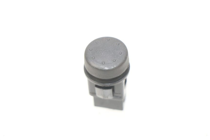 photo de STARTER SWITCH PIAGGIO FLY 100 (2006 - 2010) - Main view