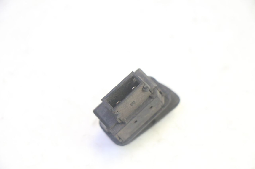 photo de STARTER PIAGGIO MP3 125 (2006 - 2014) - Alternative perspective