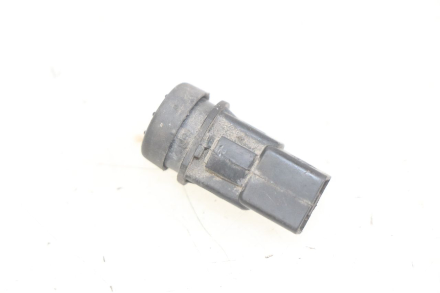 photo de STARTER SWITCH APRILIA SCARABEO LIGHT 125 (2007 - 2011) - Zoom on usage condition