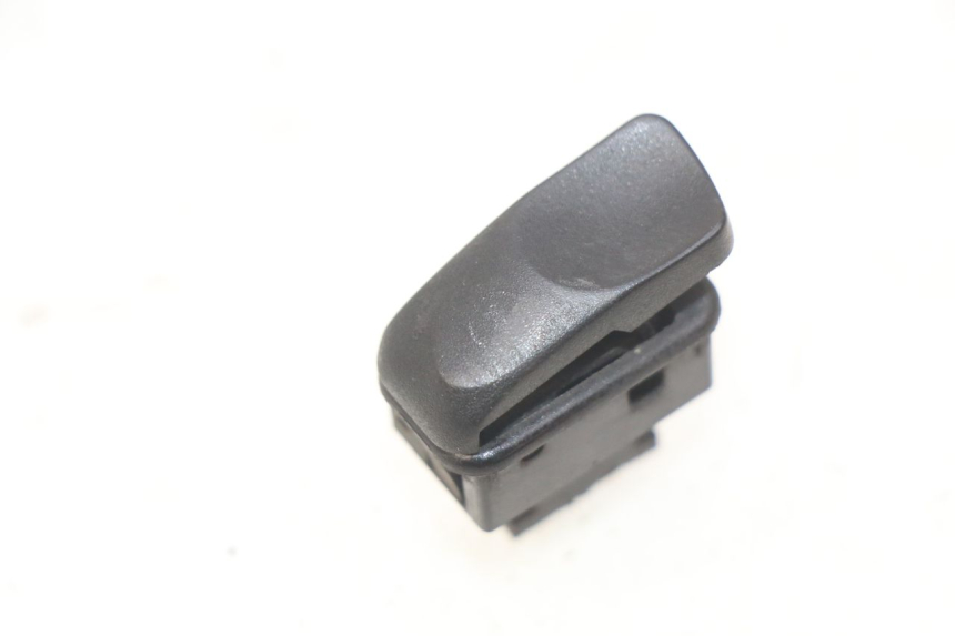 photo de STARTER SWITCH PIAGGIO VESPA LX 125 (2005 - 2010) - Main view