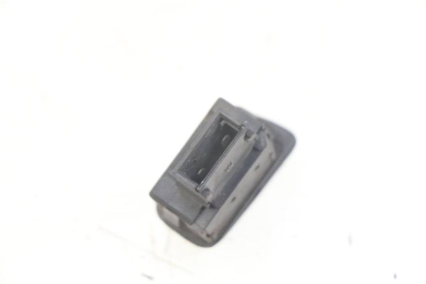 photo de STARTER SWITCH PIAGGIO VESPA S 2T 50 (2007 - 2014) - Zoom on usage condition