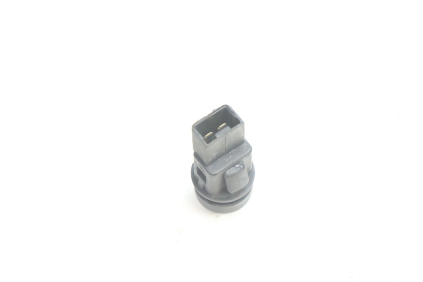photo de STARTER PIAGGIO X9 AMALFI 180 (2000 - 2003) - Alternative perspective