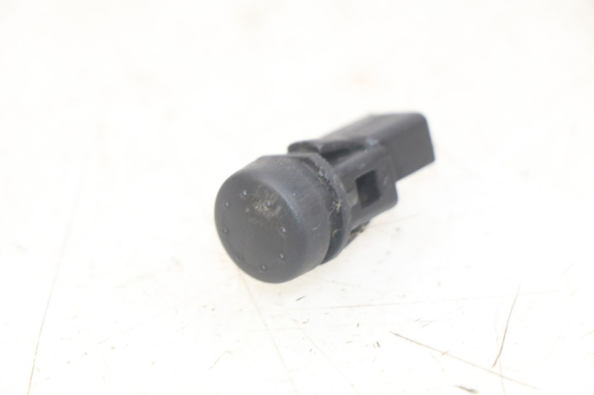 photo de STARTER SWITCH PIAGGIO X9 EVOLUTION 125 (2003 - 2007) - Main view