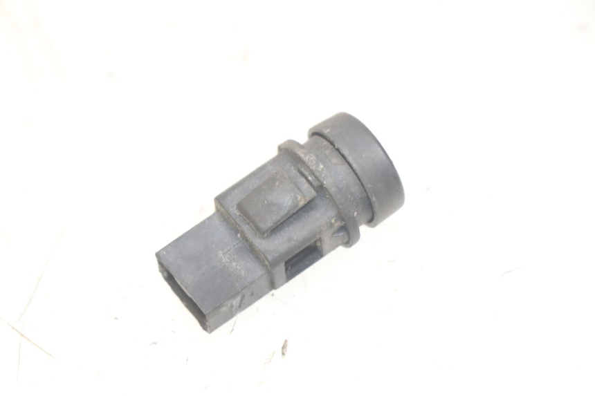 photo de STARTER SWITCH PIAGGIO XEVO - X EVO 125 (2007 - 2017) - Component detail