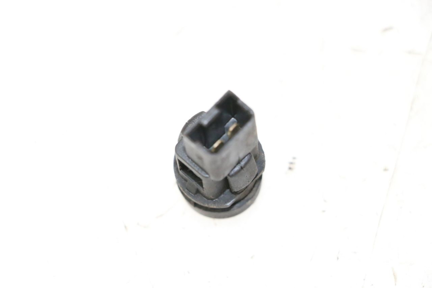 photo de STARTER SWITCH PIAGGIO XEVO - X EVO 125 (2007 - 2017) - Component detail