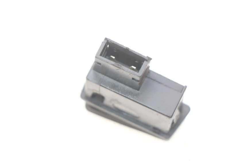 photo de STARTER SWITCH YIYING YY50QT-10 50 (2007 - 2022) - Component detail