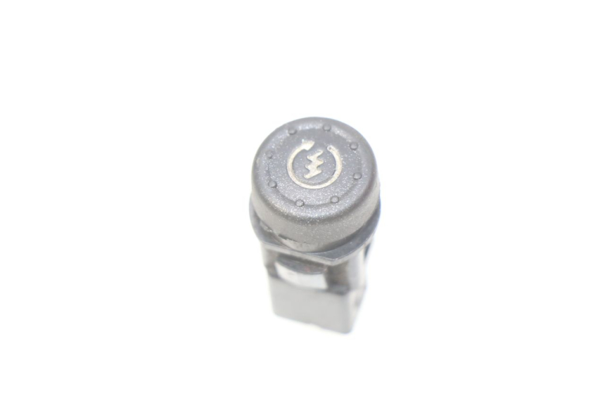 photo de STARTER SWITCH PIAGGIO ZIP 2T 50 (2009 - 2019) - Alternative perspective