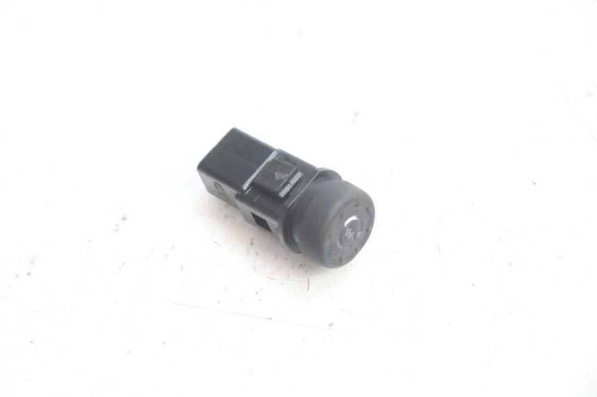 photo de STARTER SWITCH PIAGGIO ZIP 2T 50 (2009 - 2019) - Component detail