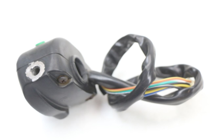 photo de Right switchgear E-MAX 80L 1 (2011 - 2014) - Alternative perspective