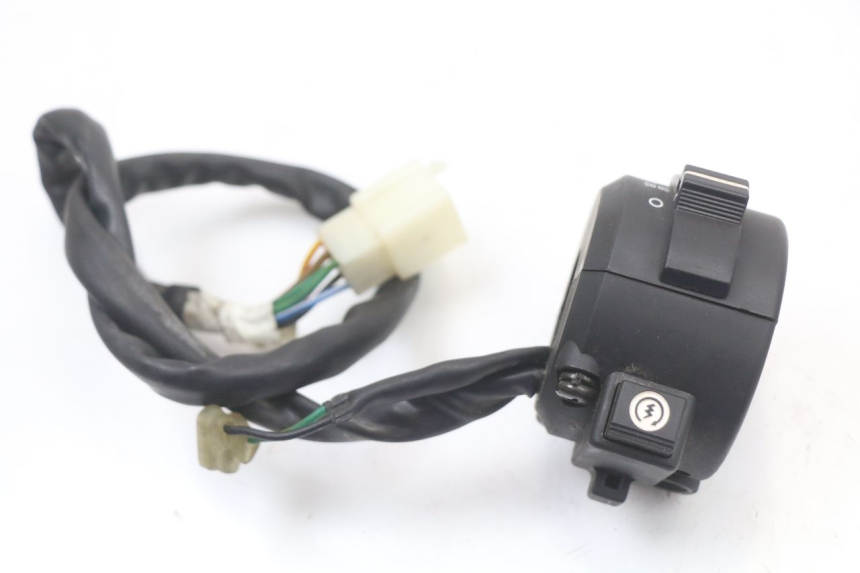 photo de RIGHT SWITCH DAELIM A-FOUR 2T 50 (2005 - 2012) - Zoom on usage condition