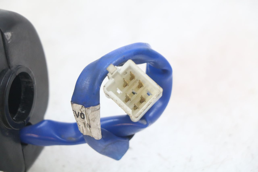 photo de RIGHT HANDLEBAR SWITCH KYMCO AGILITY 16+ 4T 50 (2018 - 2023) - Technical close-up